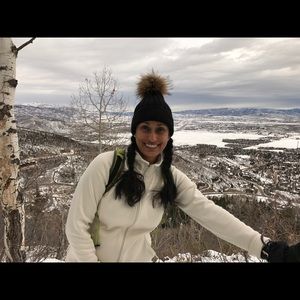 Meet your Posher, Angie